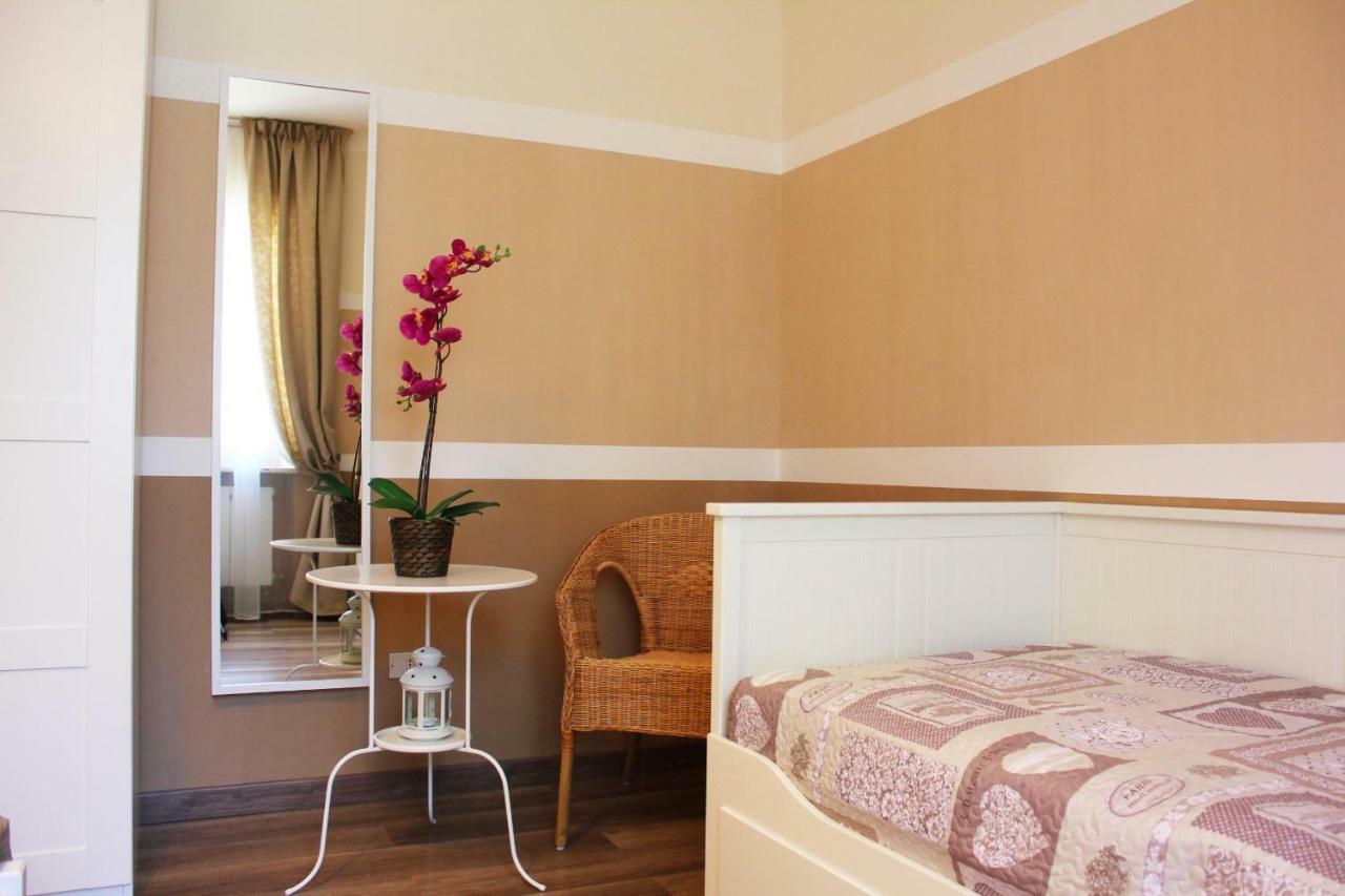 A Casa Di Nonna Bed & Breakfast โลเรโต ภายนอก รูปภาพ